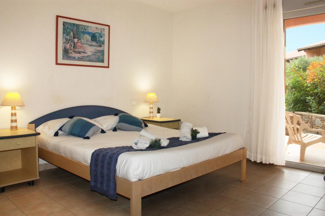 Azureva La Londe Les Maures Hotel Екстериор снимка